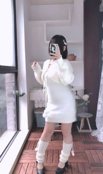 成熟闷骚女邻居引诱2_BD迅雷电影在线
